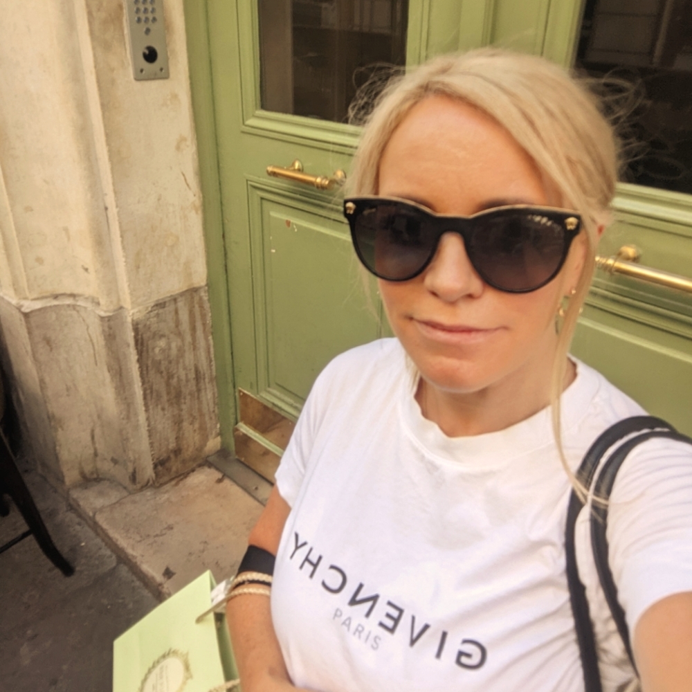 Meet your Posher, Jenny